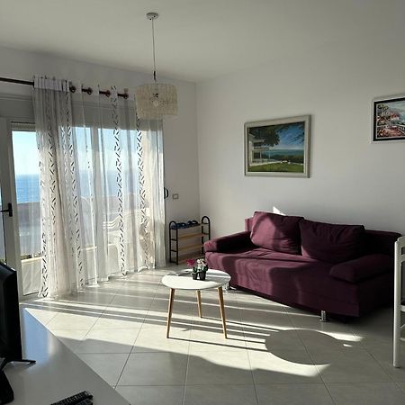 Sea View Apartment Vlorë Екстериор снимка