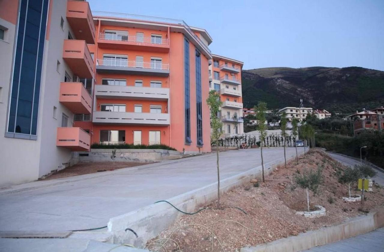 Sea View Apartment Vlorë Екстериор снимка