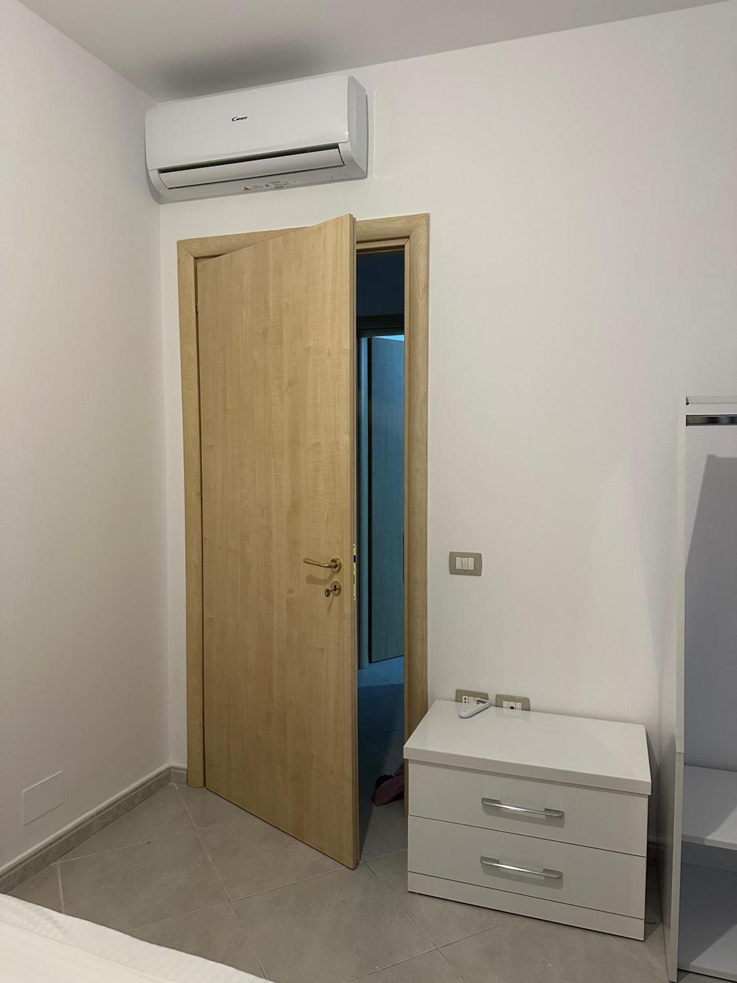 Sea View Apartment Vlorë Екстериор снимка