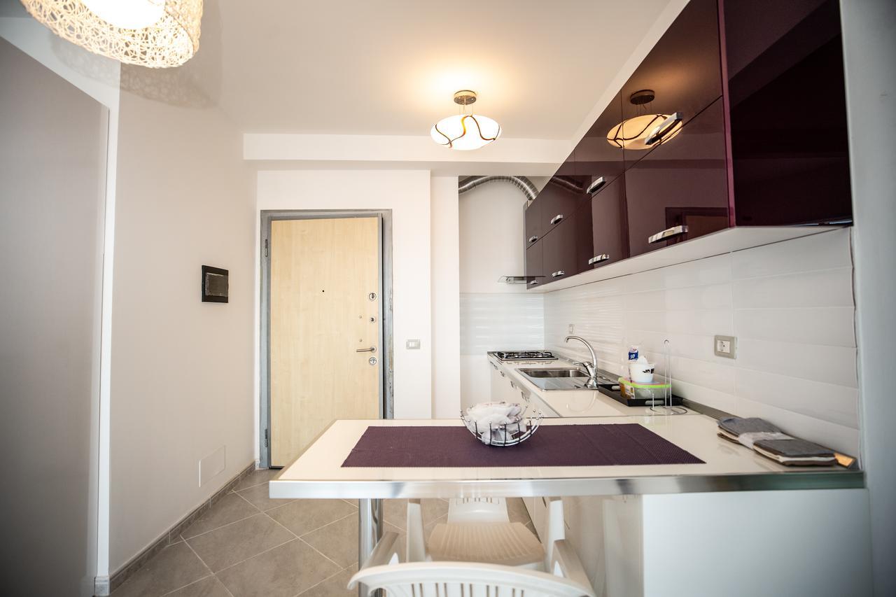 Sea View Apartment Vlorë Екстериор снимка